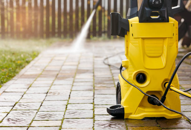 Best Playground Equipment Cleaning  in De Leon, TX